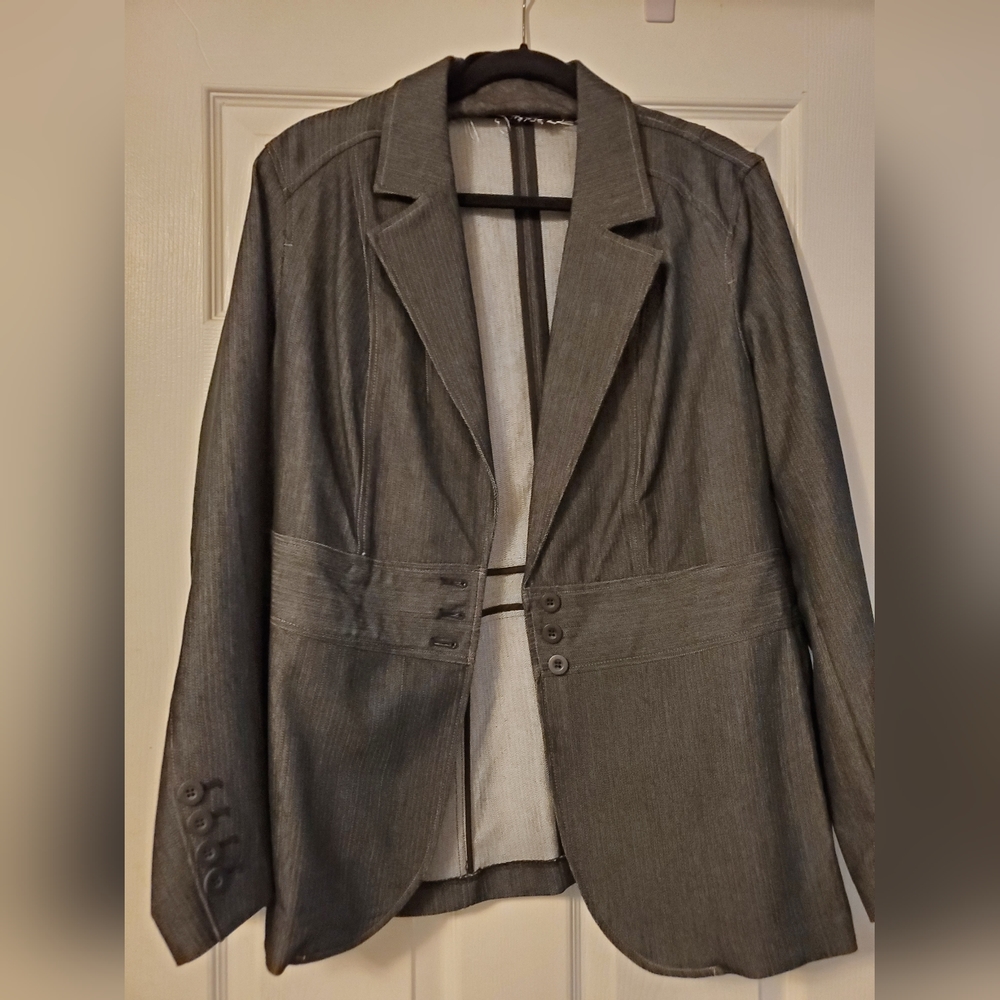 Beautiful dressy denim Blazer